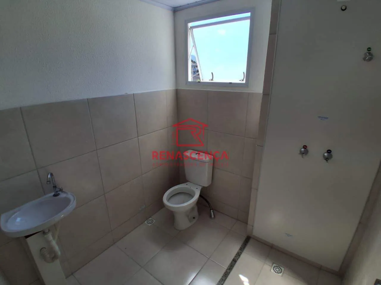 Apartamento com 2 quartos e cozinha com fogão fechado — photo 8