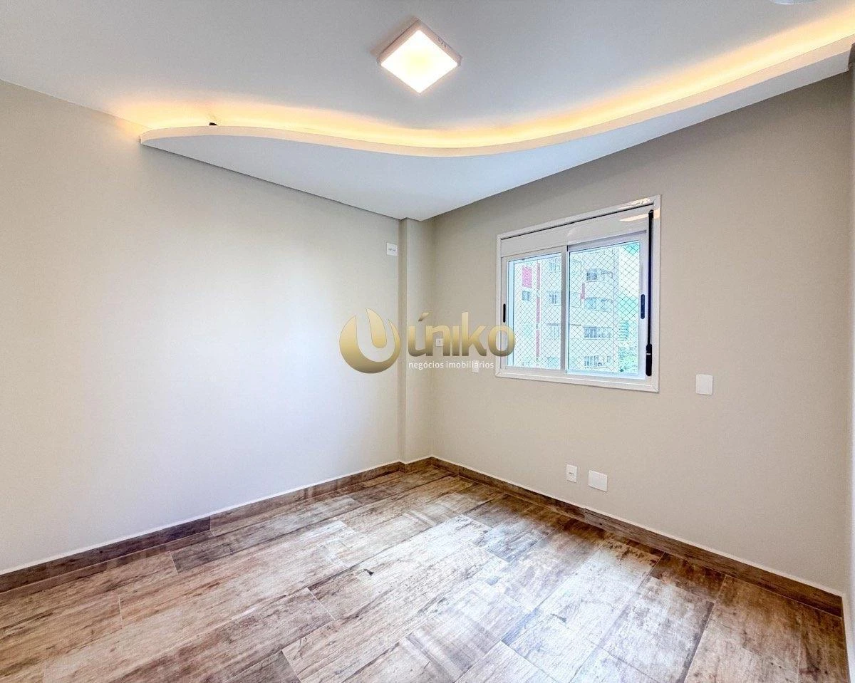 3-bedroom apartment with a washing machine in Curitiba — photo 9
