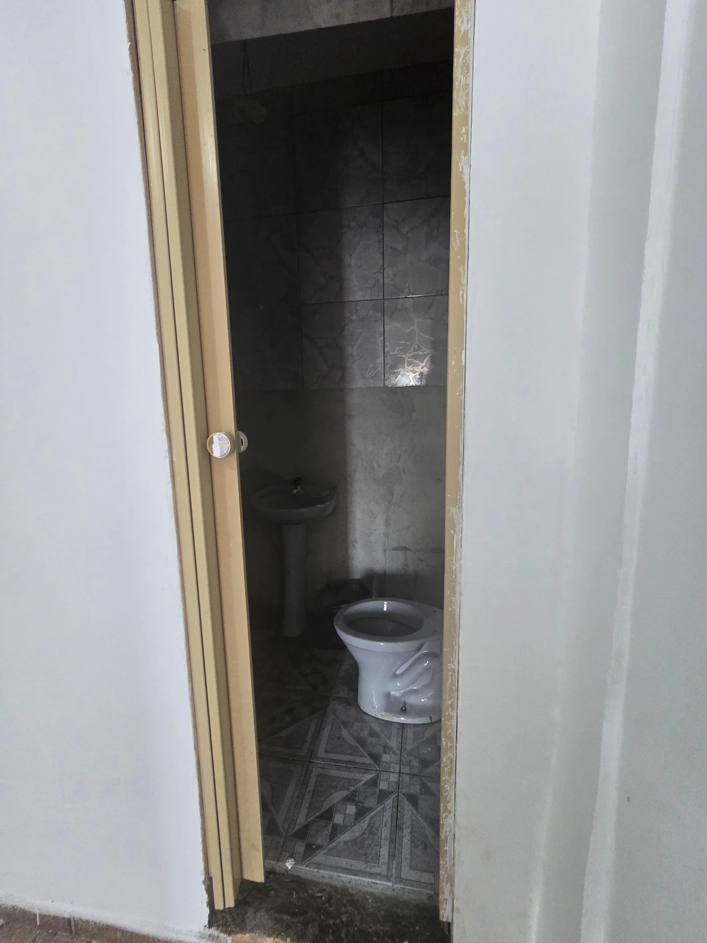 Квартира з 2 спальнями та відкритою кухнею — photo 9