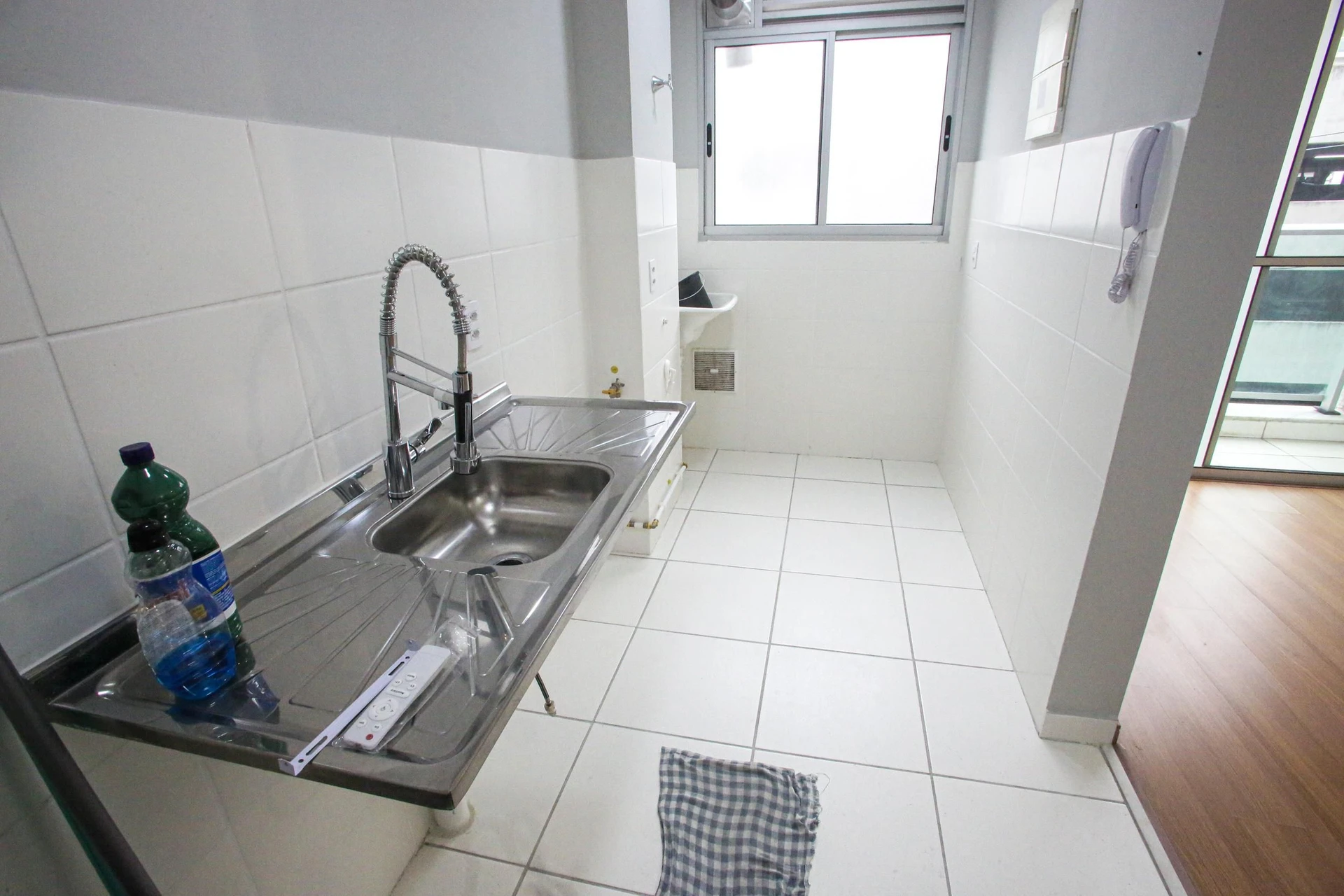 Apartamento de 2 quartos em condomínio com academia — photo 7