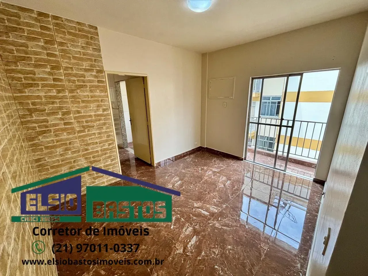 2-bedroom 2-bath apartment with a separate closed kitchen — photo 9