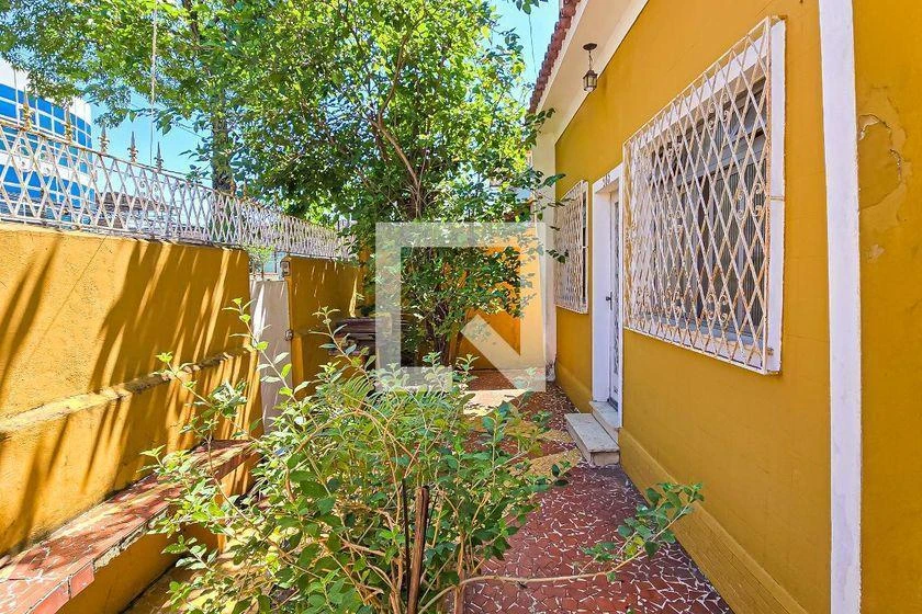 House, 200 m², with a washing machine — photo 16