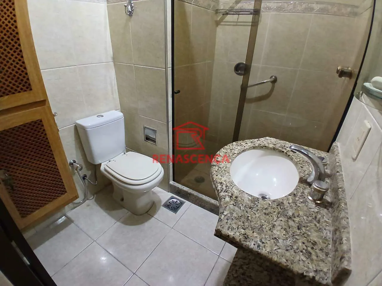 3-bedroom apartment with balcony and 2 bathrooms — photo 2
