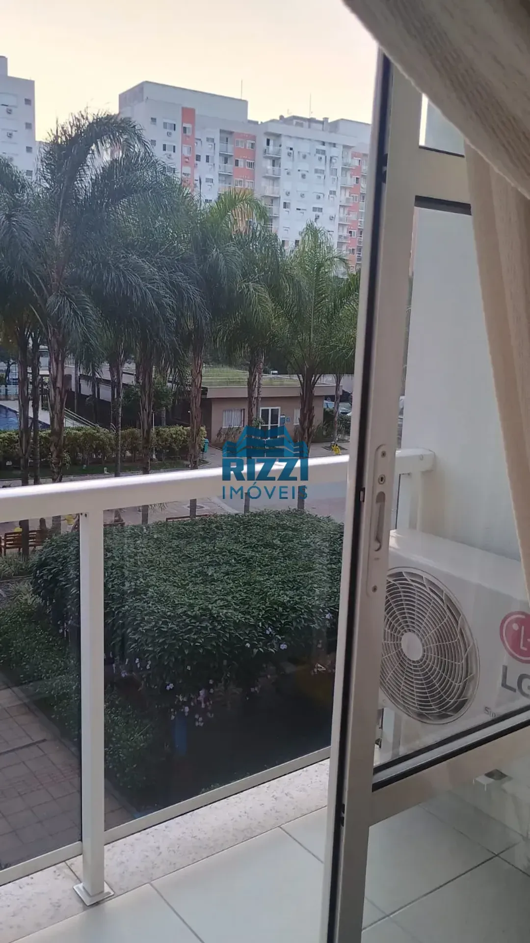 Furnished apartment, 56 m², with a washing machine — photo 4