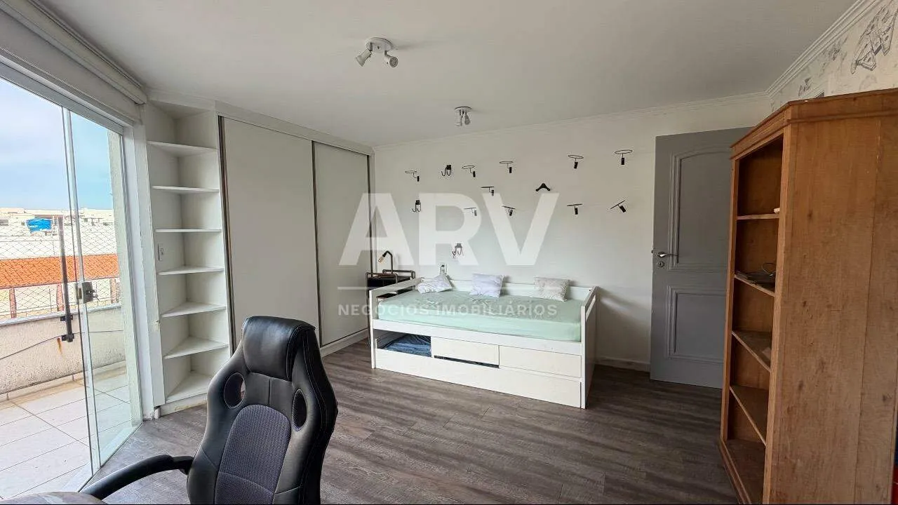 Apartamento mobiliado com 4 quartos e 5 banheiros — photo 15