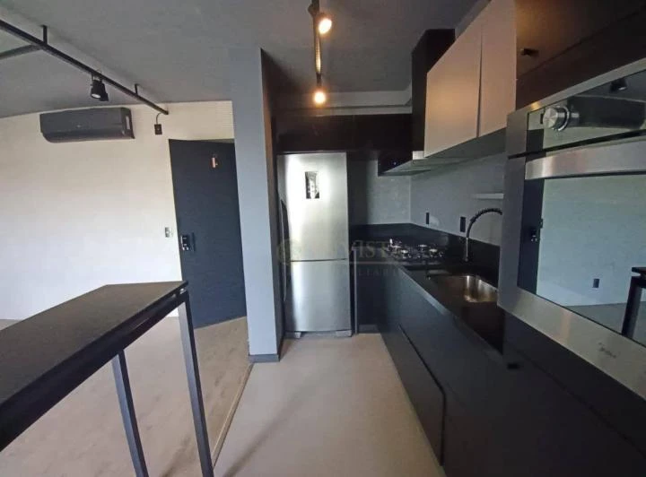 Apartamento mobiliado de 1 quarto com sacada e churrasqueira — photo 2