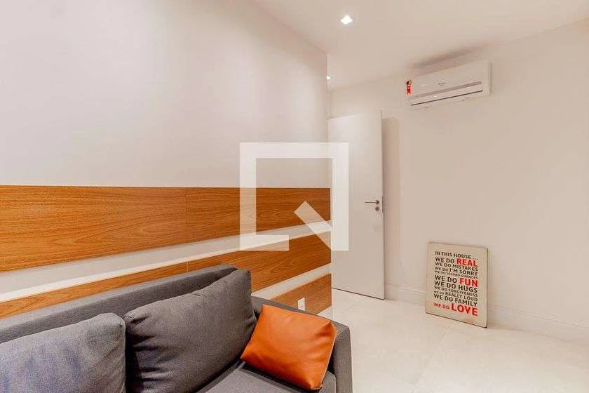 110 m² apartment with enclosed balcony and 3 bedrooms — photo 21
