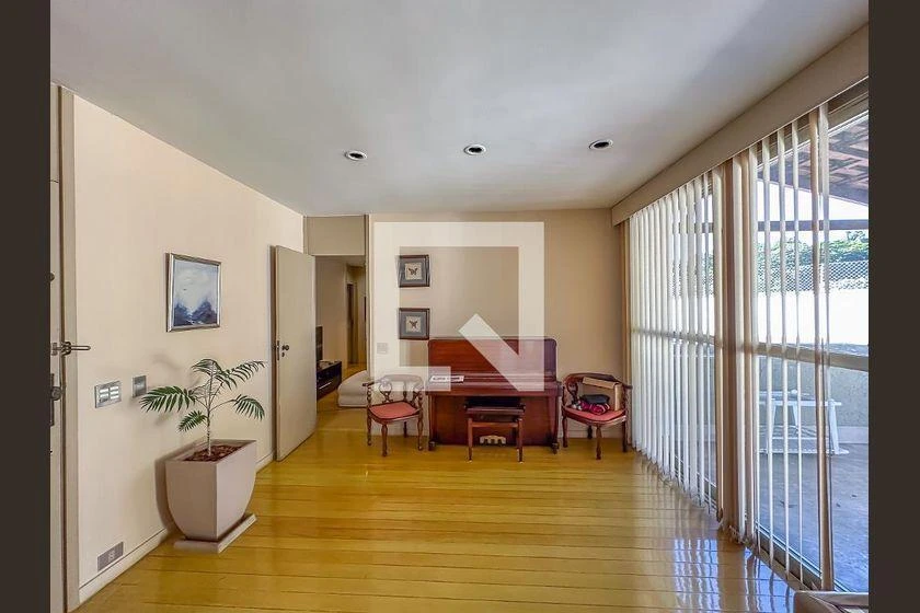 Квартира в аренду: 4 спальни, балкон, 500 м² — photo 18