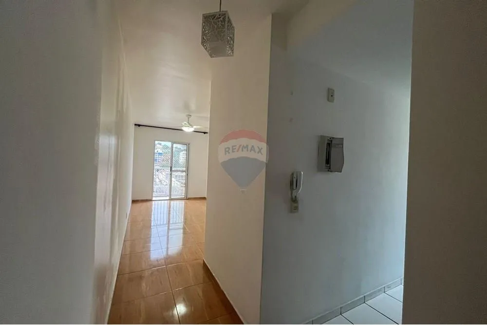 2-bedroom apartment in a building with a gym