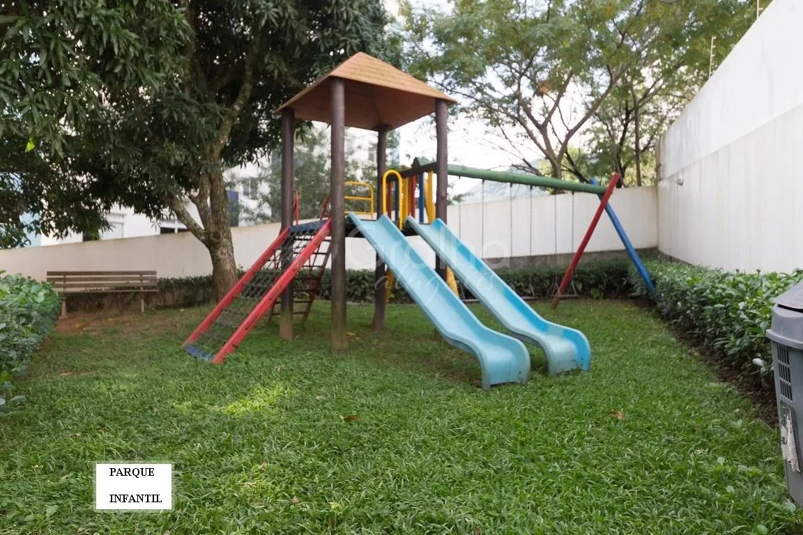 Furnished 99 m² apartment with 2 bedrooms and an en-suite — photo 11