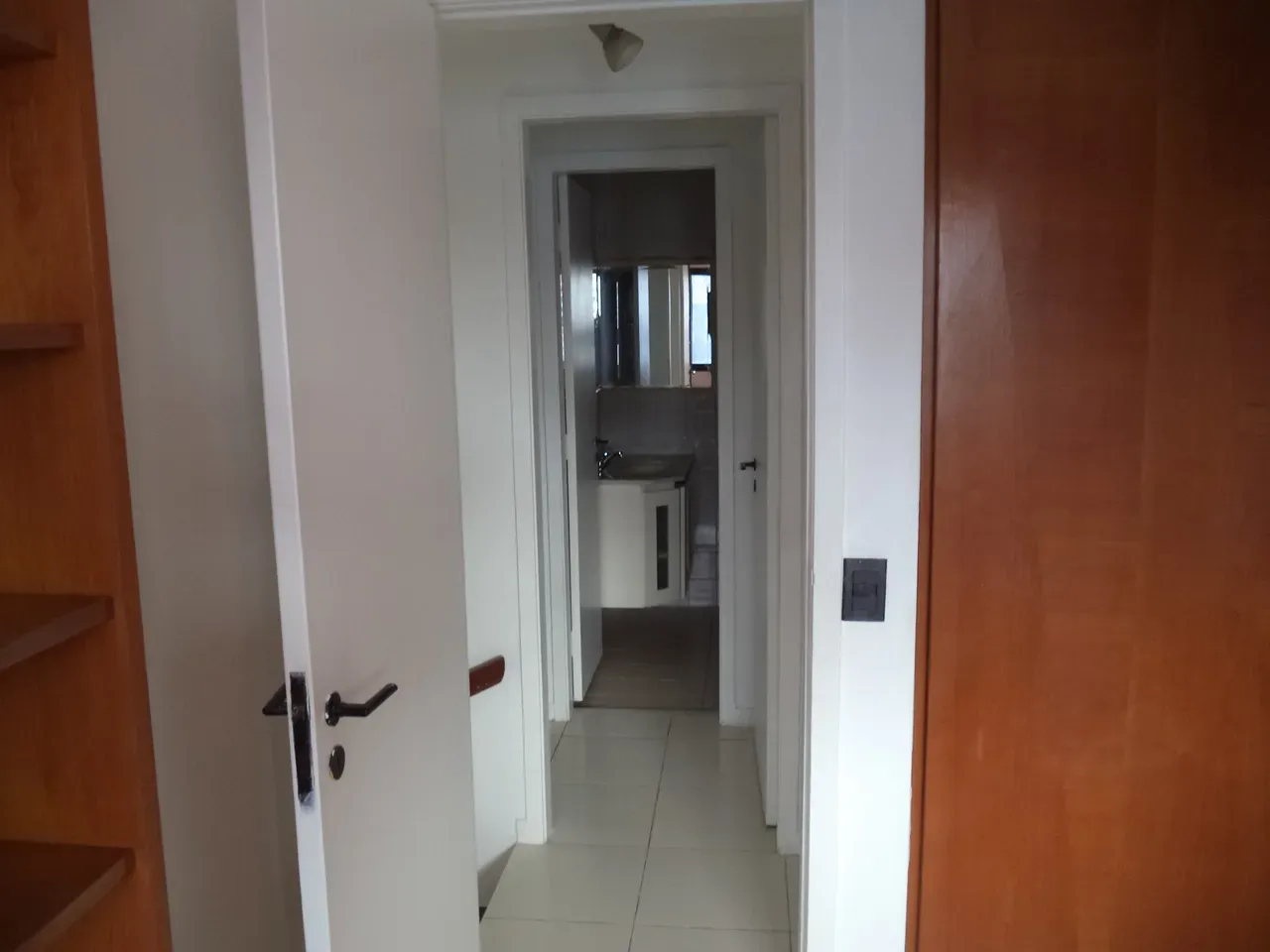 Apartment with 2 bedrooms, 2 bathrooms and a terrace — photo 7