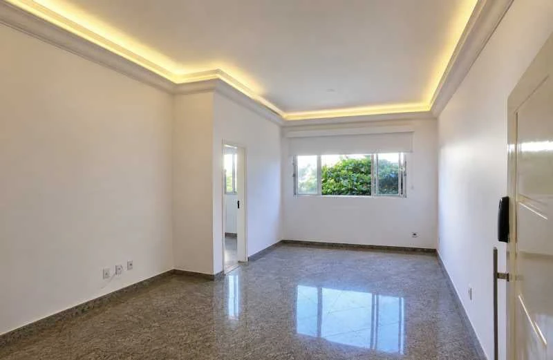 3-bedroom apartment with 1 parking space — photo 3