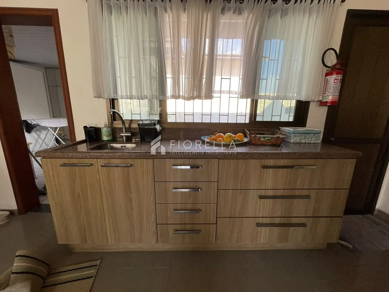 Furnished house, 376 m², with a water view — photo 47