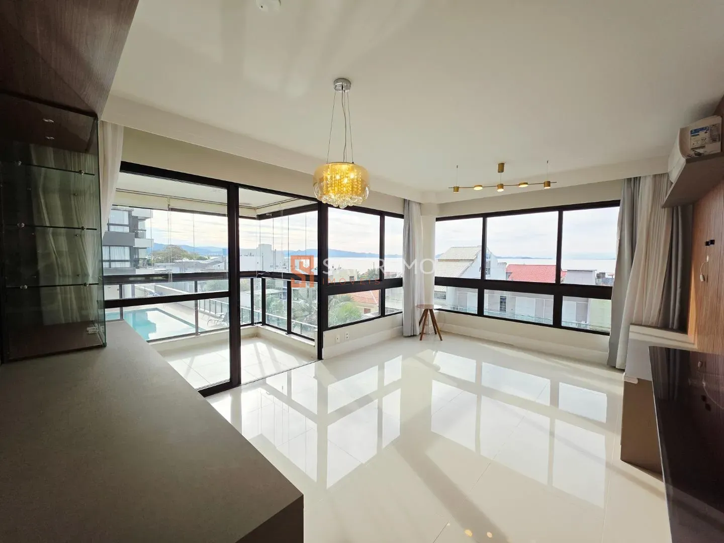 Apartamento de 3 quartos com suíte e 138 m² — photo 2