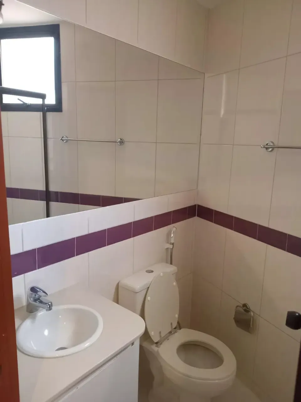 Apartamento com 2 quartos, 2 banheiros e 75 m² — photo 2