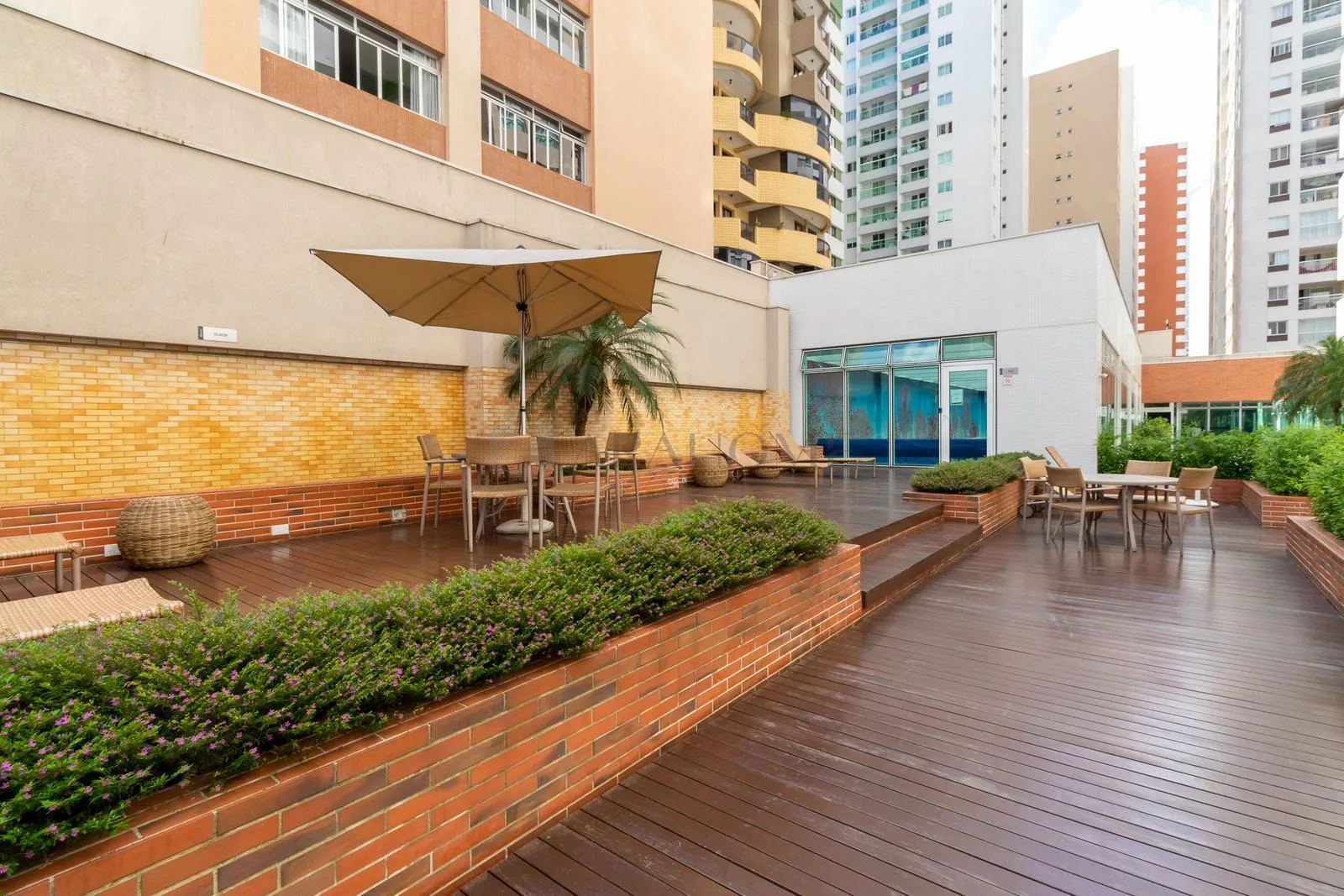 Furnished apartment with 90 m² and 1 bedroom — photo 30