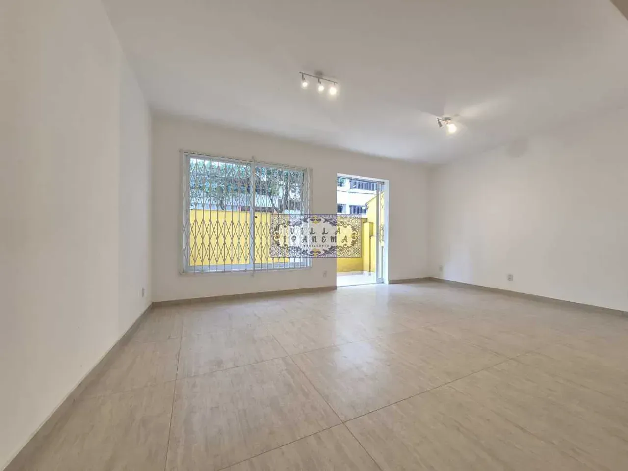 Furnished house, 120 m², with a washing machine — photo 11