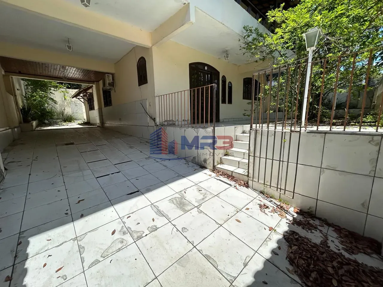 House, 280 m², with a bathtub — photo 17