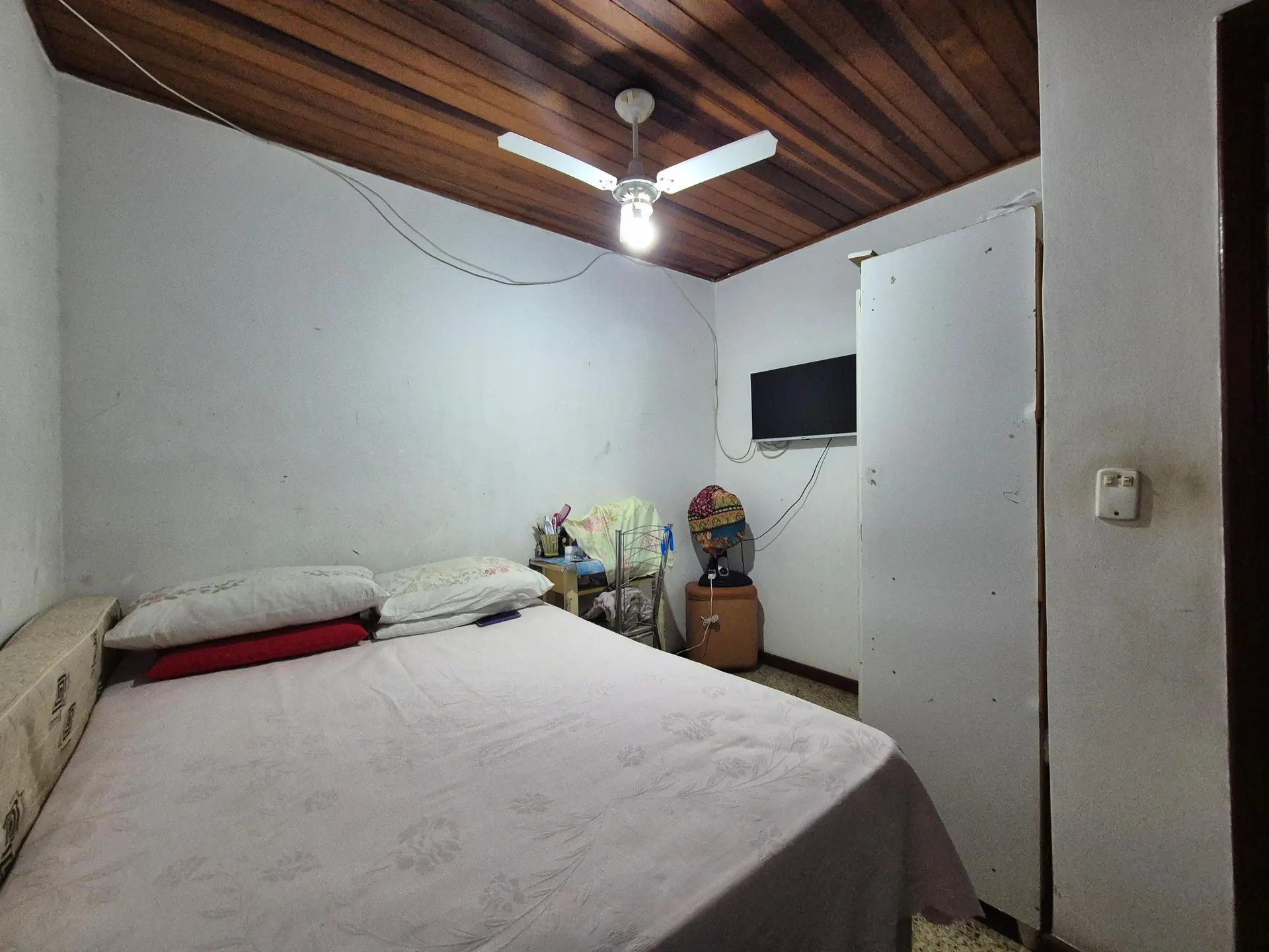 Home office in a 3-bedroom apartment, 135 m² — photo 27