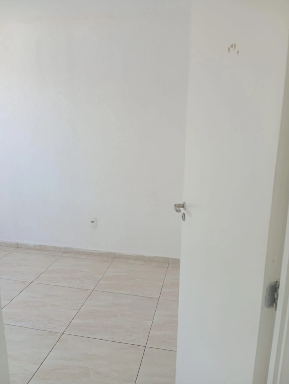 Невмебльована квартира з 1 спальнею і кухонним кутком — photo 12