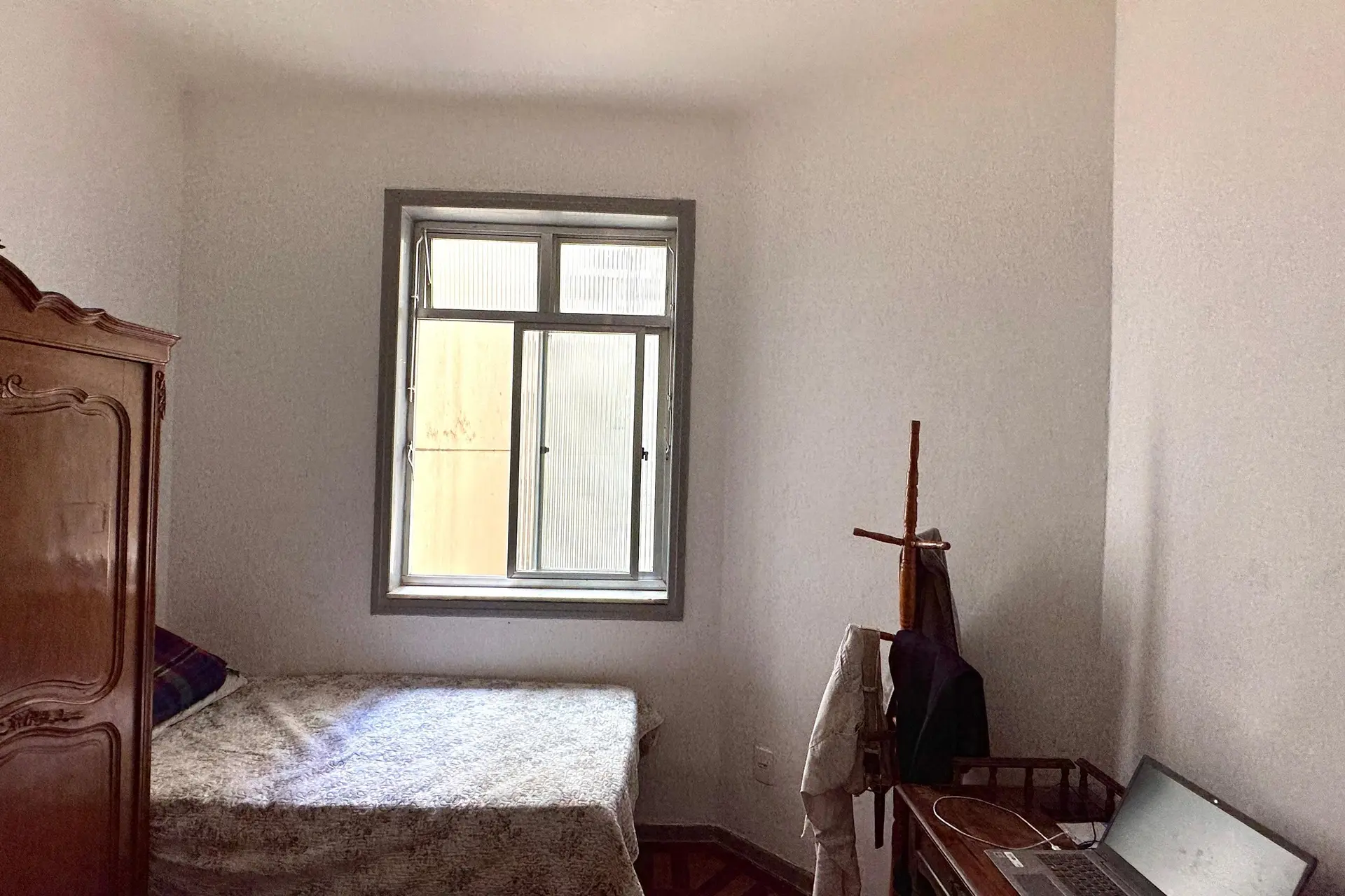 Furnished apartment with 3 bedrooms and a balcony — photo 26