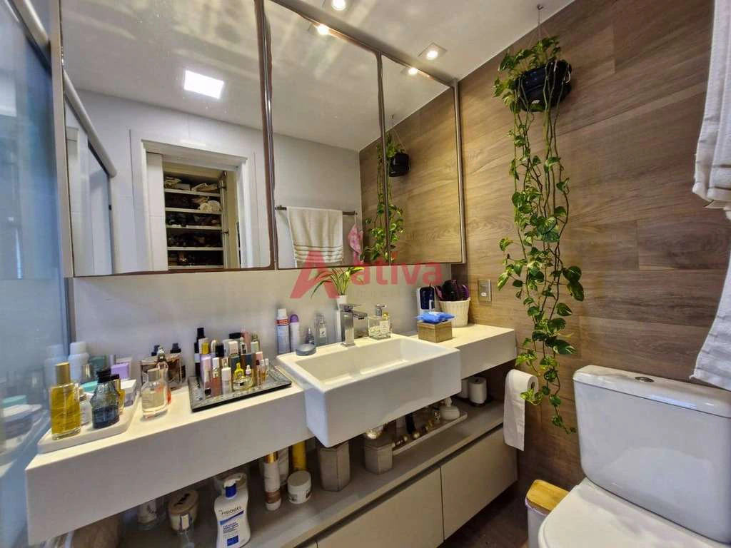 Furnished 131 m² apartment with 3 bedrooms and glass balcony — photo 21