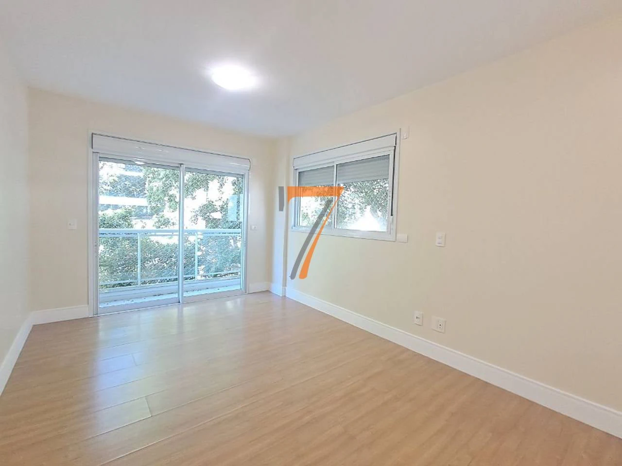Apartamento de 4 dormitorios con 253 m² y 3 plazas — photo 6