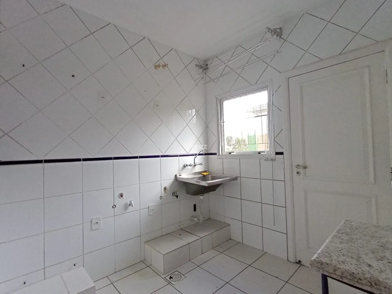 House with 4 en-suite rooms and 6 bathrooms, 301 m² — photo 59