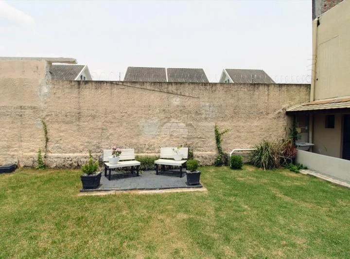 3-bedroom house with 260 m² and no parking included — photo 8