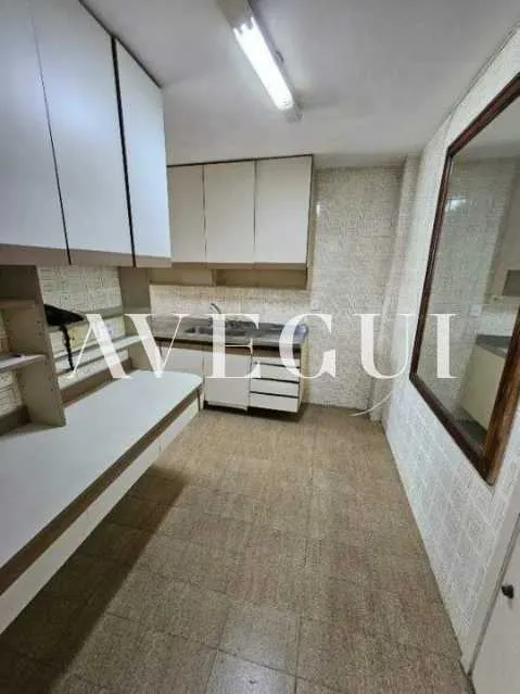 Apartment, 100 m², with floor-to-ceiling windows — photo 20