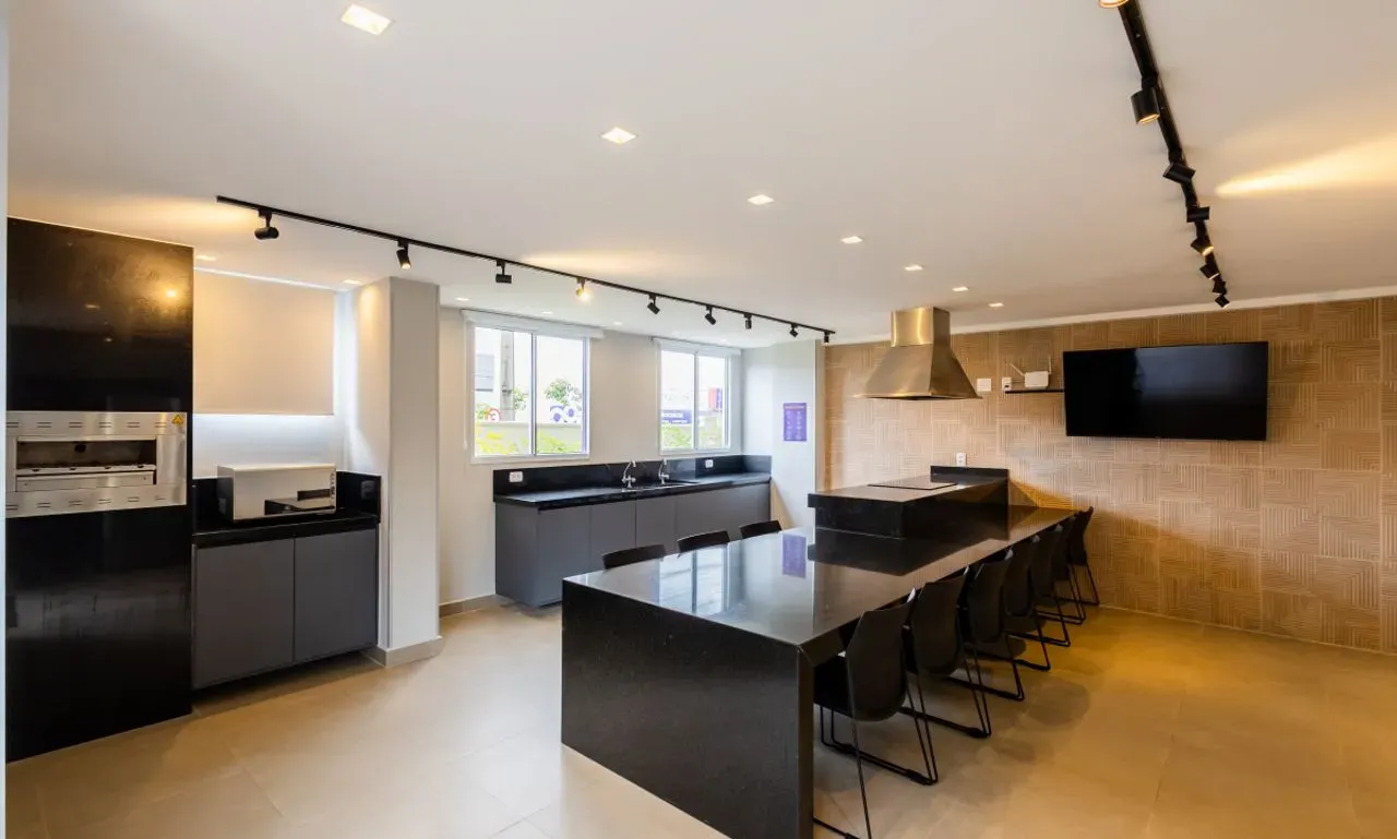 Furnished 2-bedroom apartment with balcony and 63 m² — photo 34