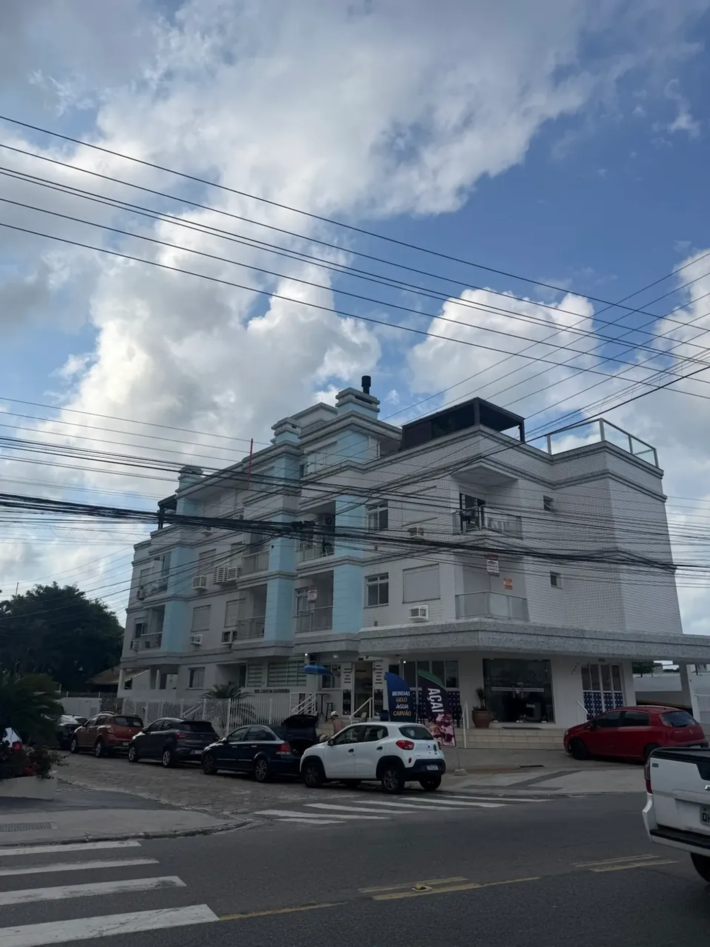 3-bedroom apartment with 1 en-suite and 2 parking spots — photo 2