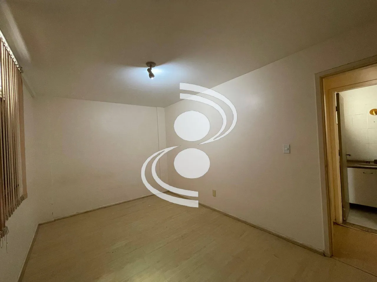 Apartamento, 63 m², com piso de madeira ou laminado — photo 8