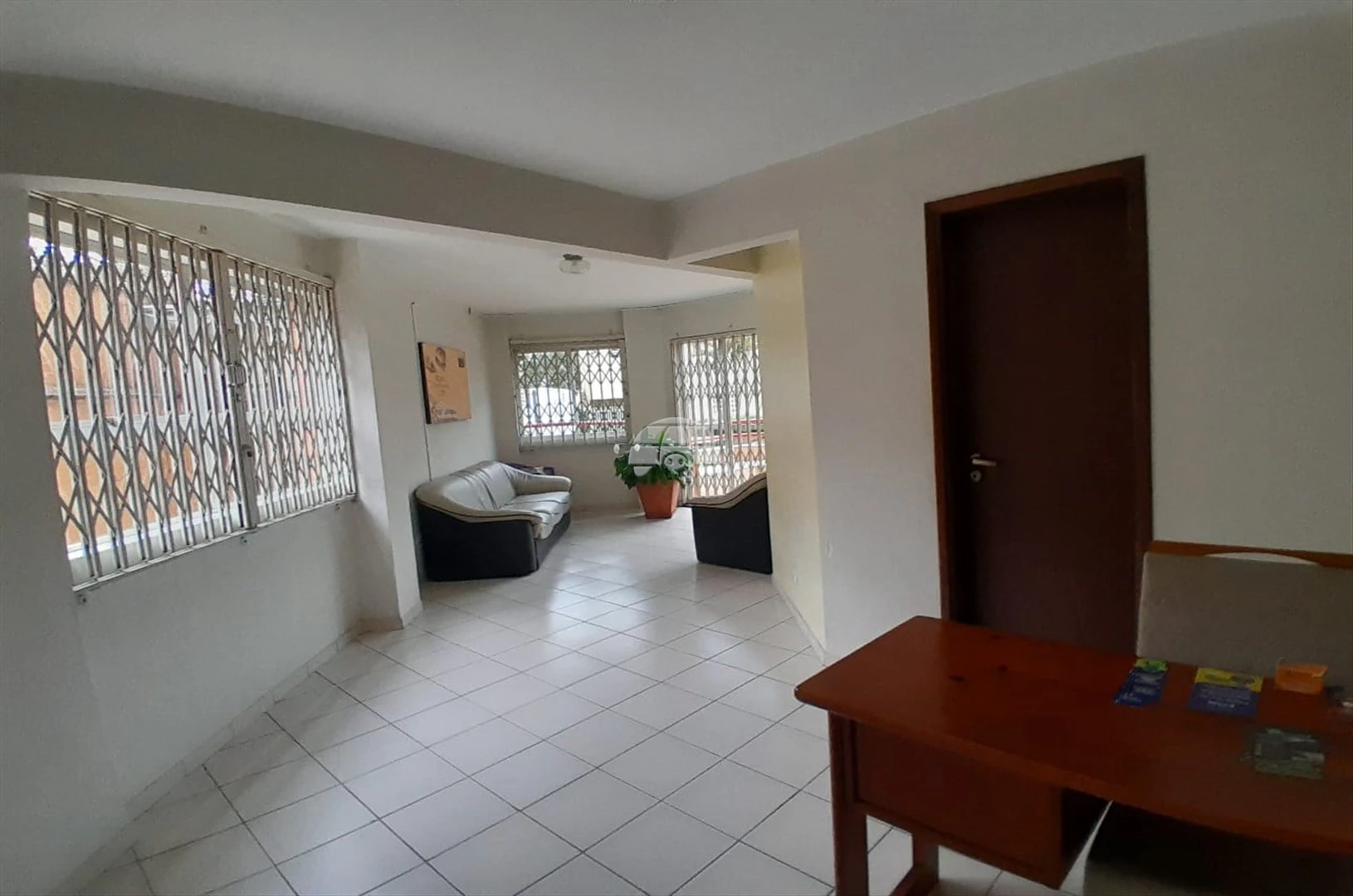 Home office in a one-bedroom apartment, 93 m² — photo 27