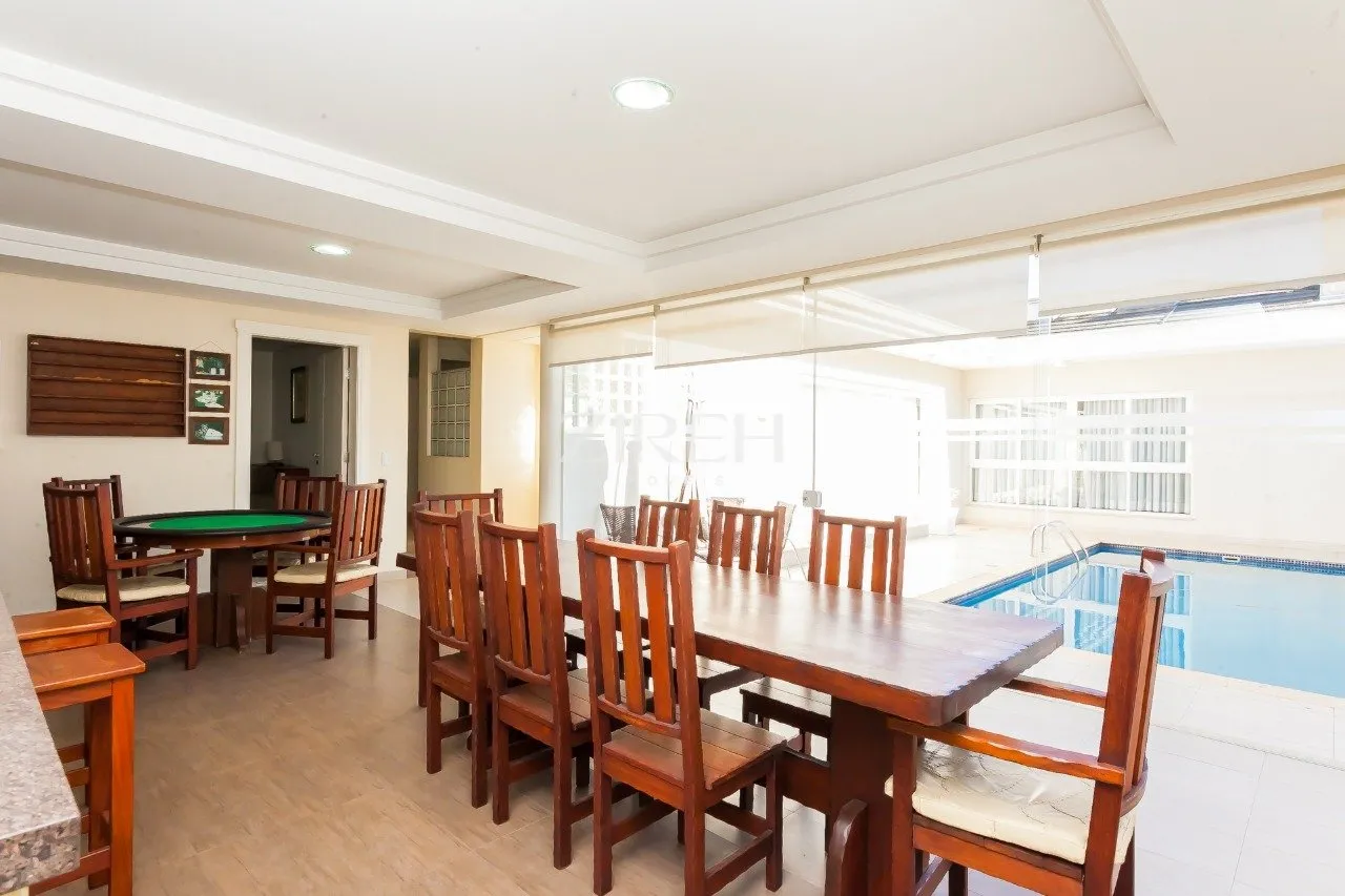 Gated house with 4 en-suite bedrooms and 431 m² — photo 18