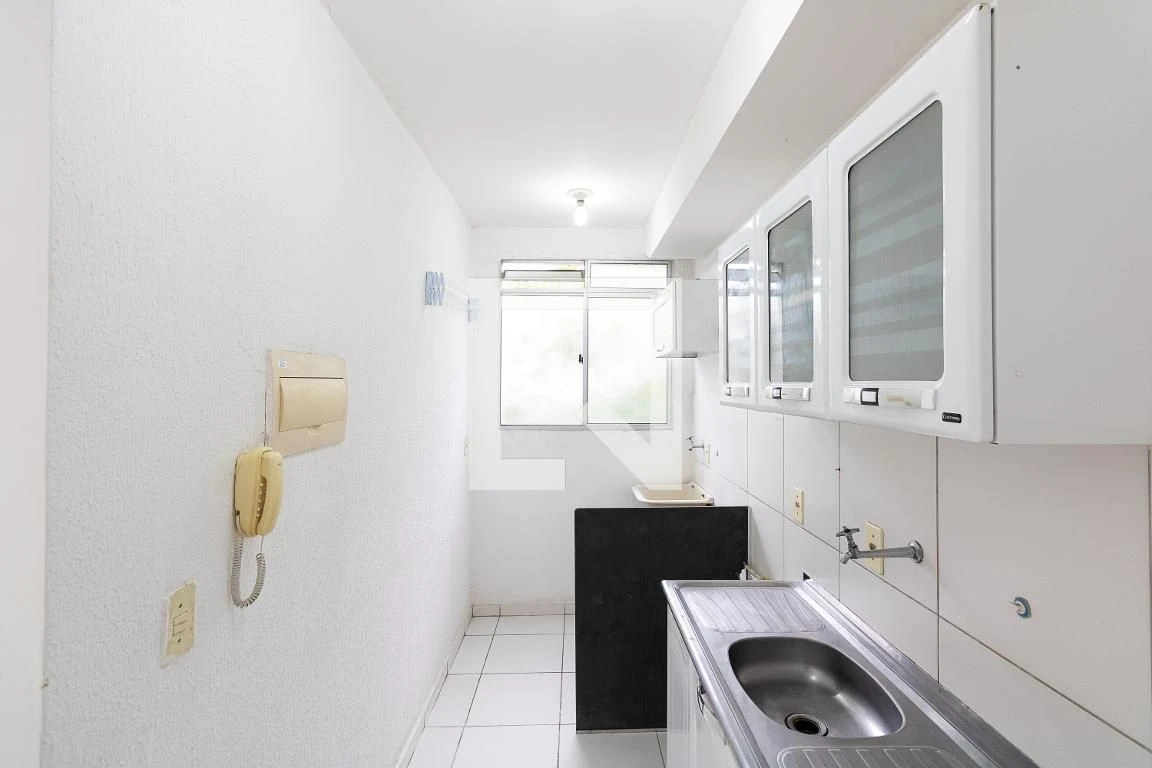 Apartamento con piso de cerámica, 2 dormitorios y 1 plaza — photo 21