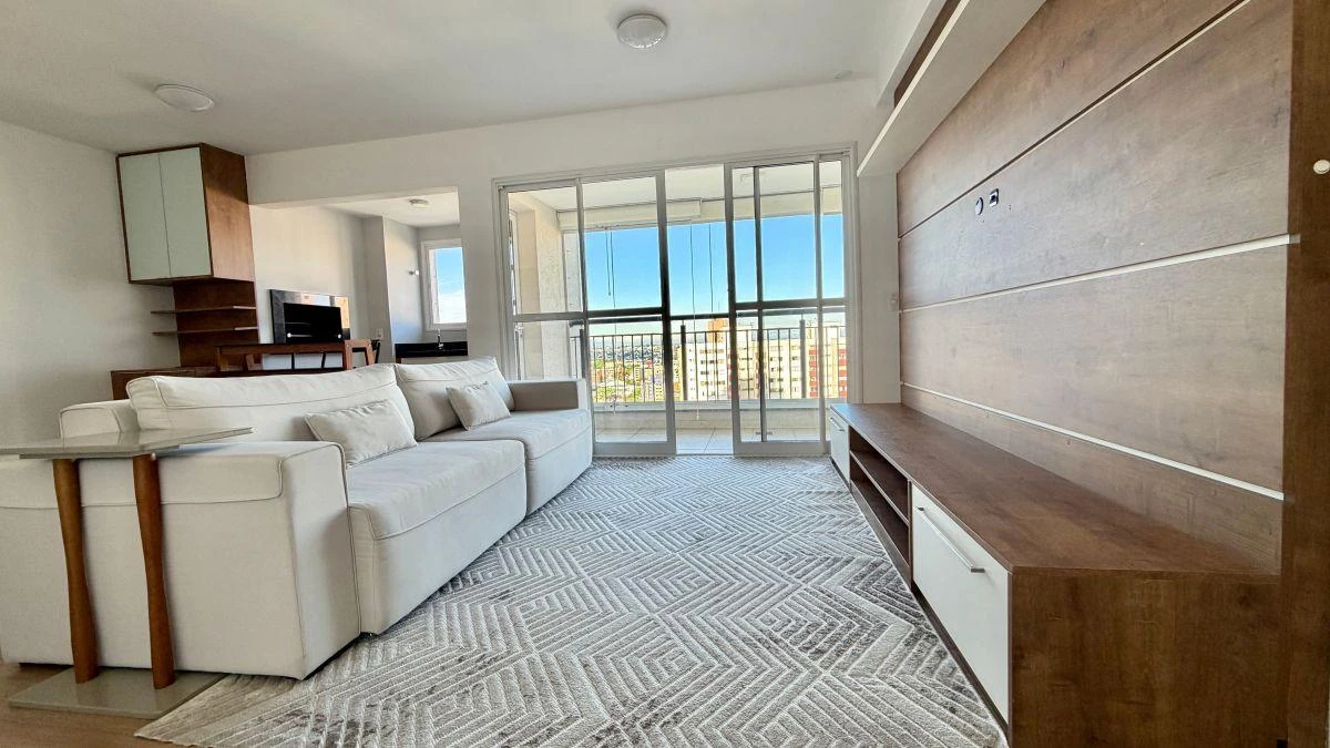 3-bedroom apartment with a home office — photo 9