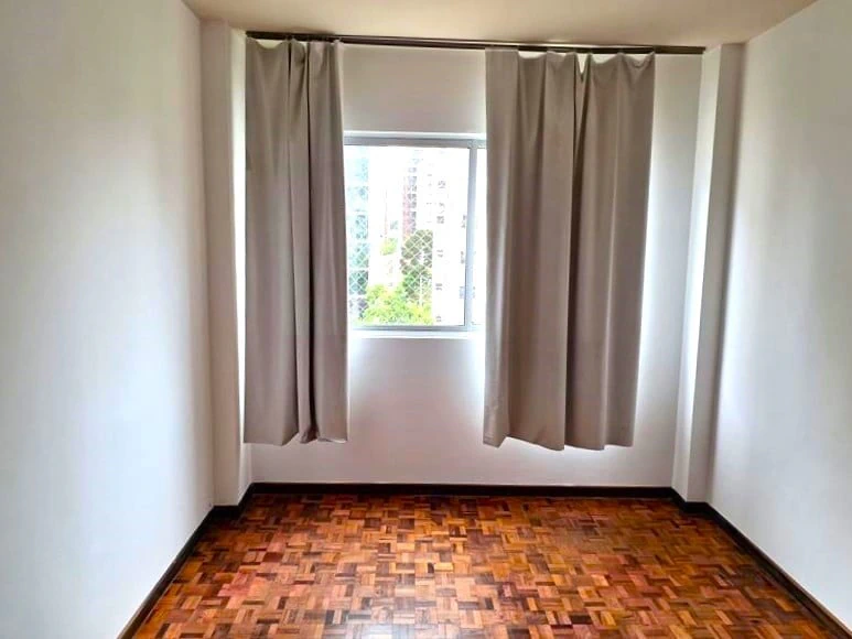 Apartment, 45 m², with wood or laminate floors — photo 5