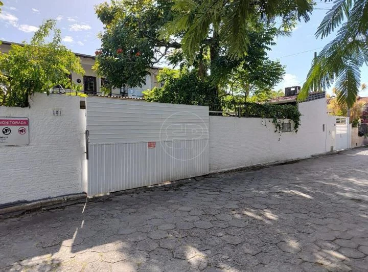 Квартира на первом этаже с 2 спальнями и 2 ванными — photo 5