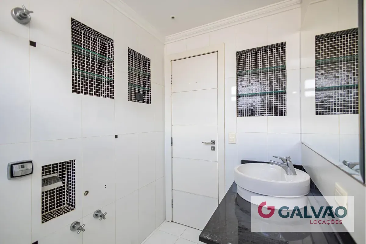 Rental apartment with 193.64 m² and 3 bedrooms — photo 18