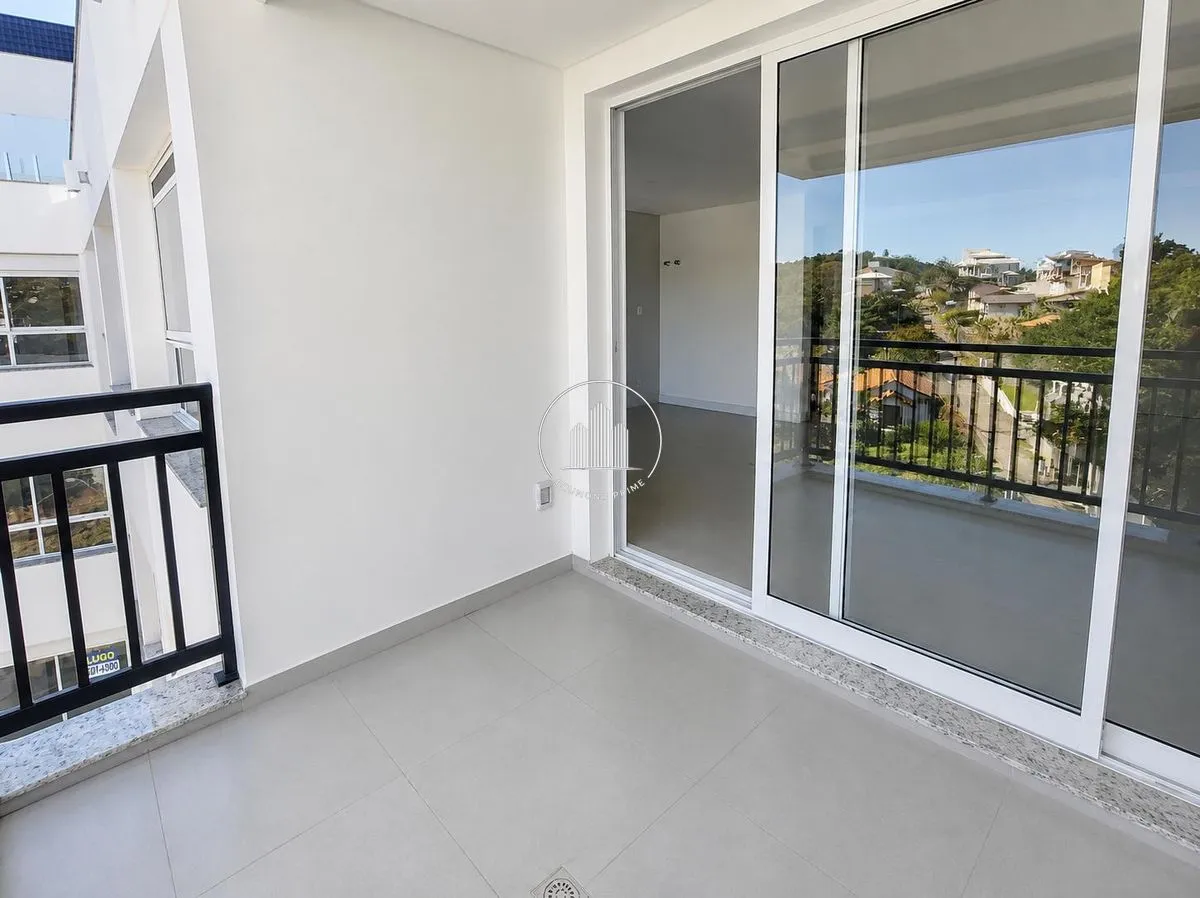 Duplex apartment with 1 en-suite and terrace — photo 5
