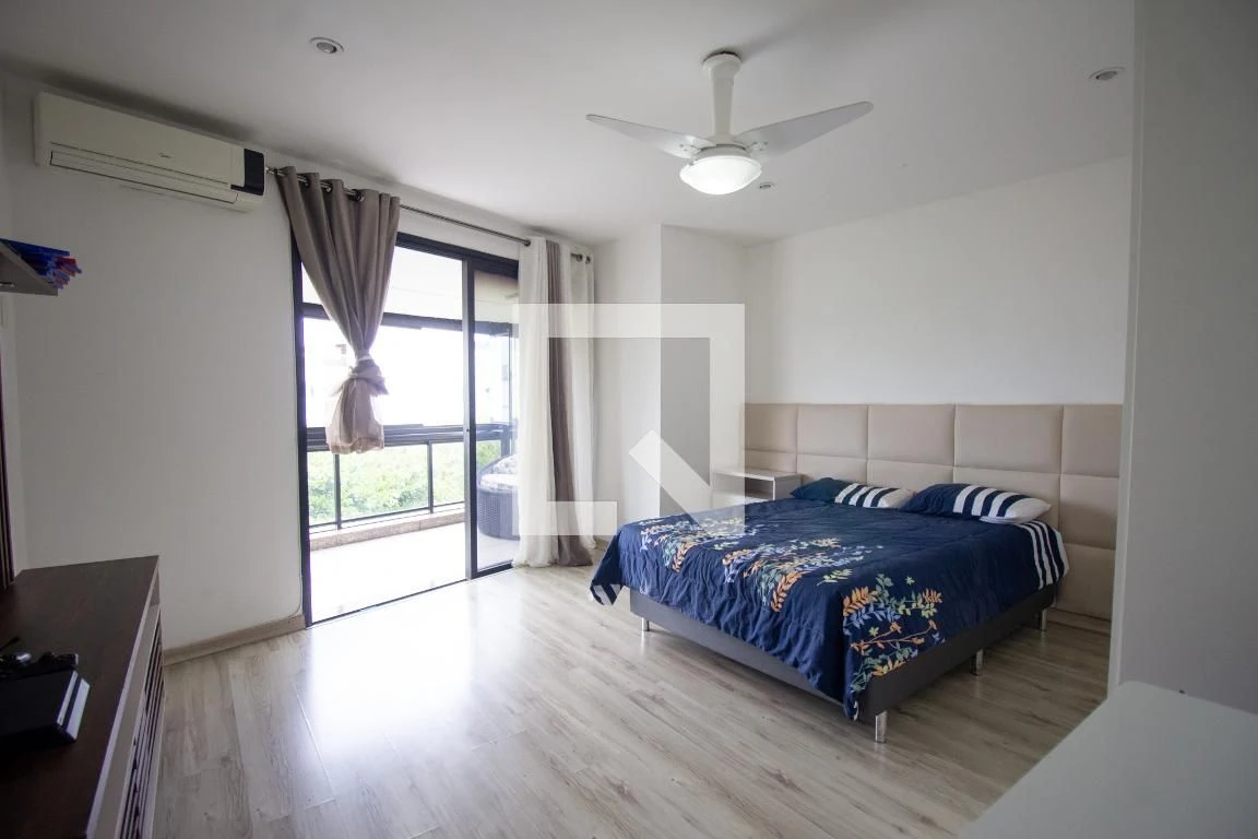 Furnished apartment with 3 en-suite bedrooms — photo 4