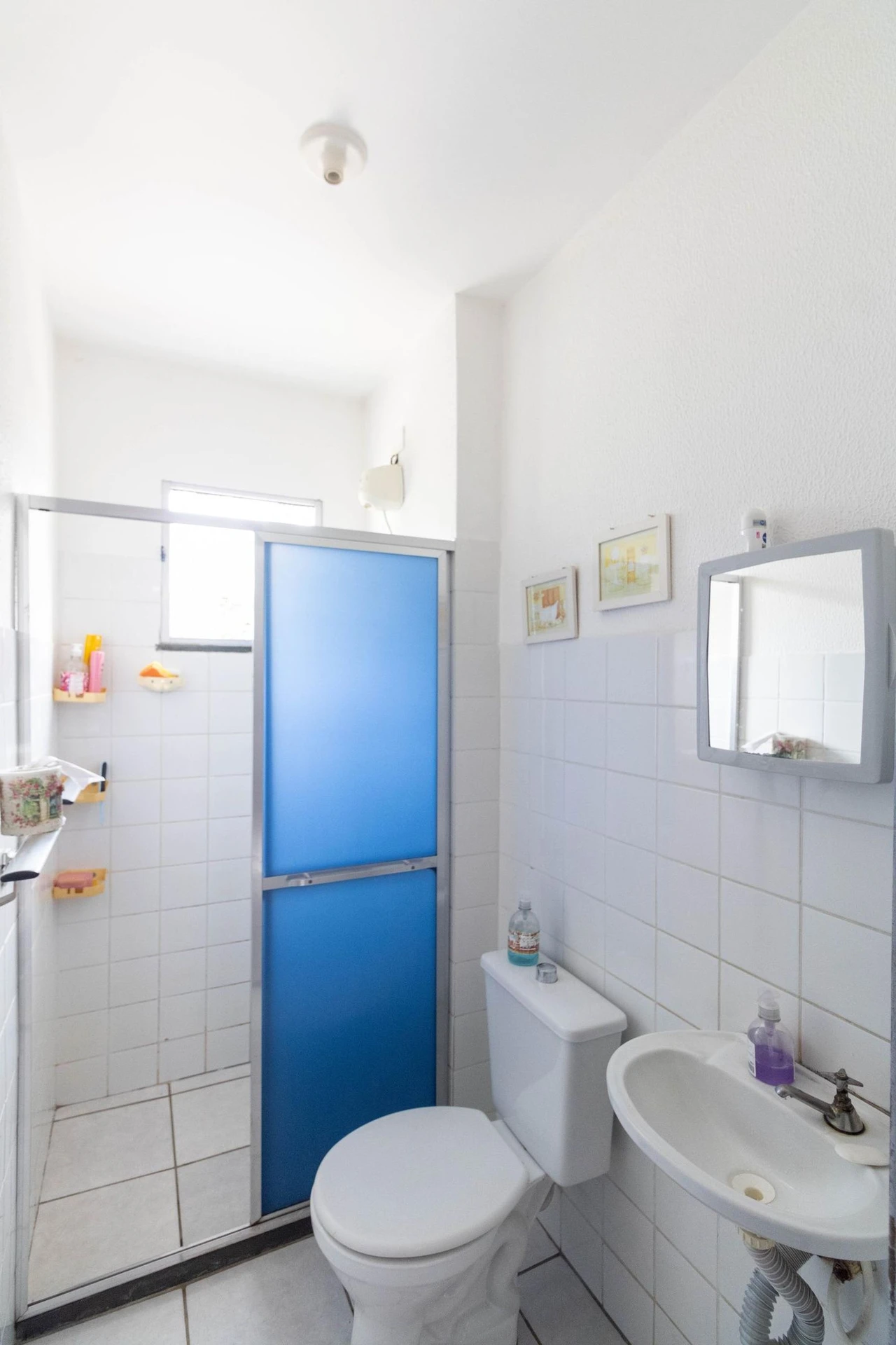 2-bedroom apartment in a building with a gym — photo 42