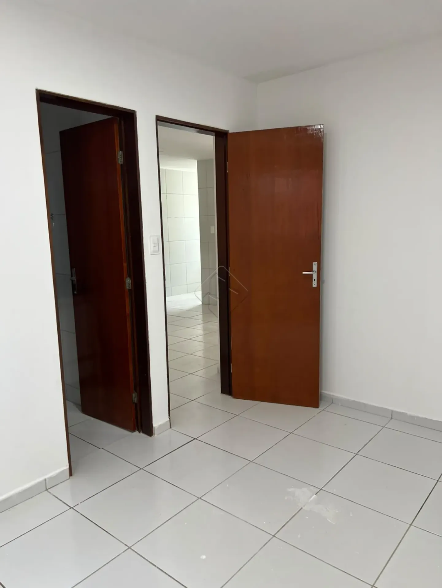 2-bedroom apartment with a suite and 1 parking spot — photo 8