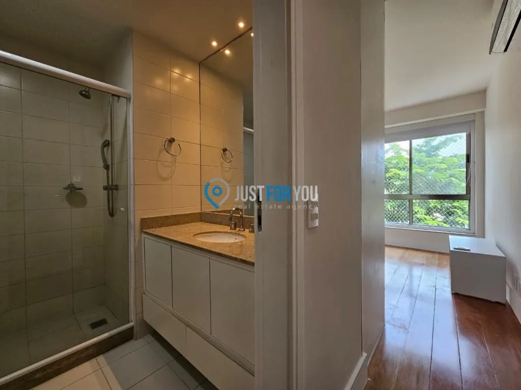 Apartamento mobiliado de 4 quartos em condomínio com piscina — photo 5