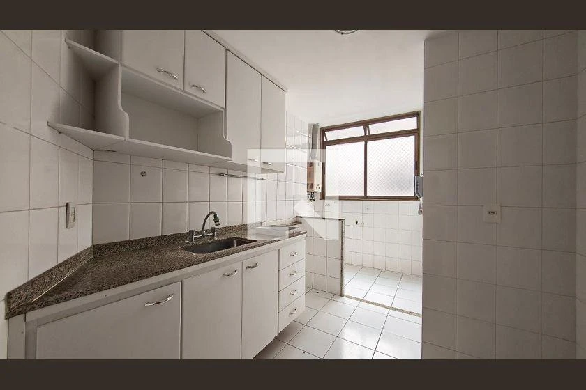 Квартира з 3 спальнями, у будинку є басейн — photo 2