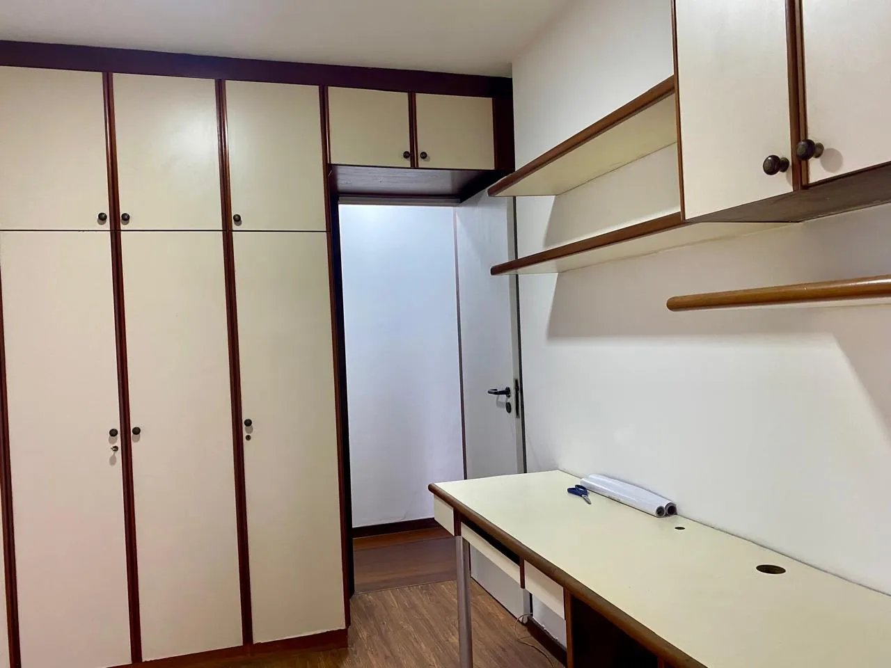 3-bedroom apartment with a balcony and 2 parking spaces — photo 7
