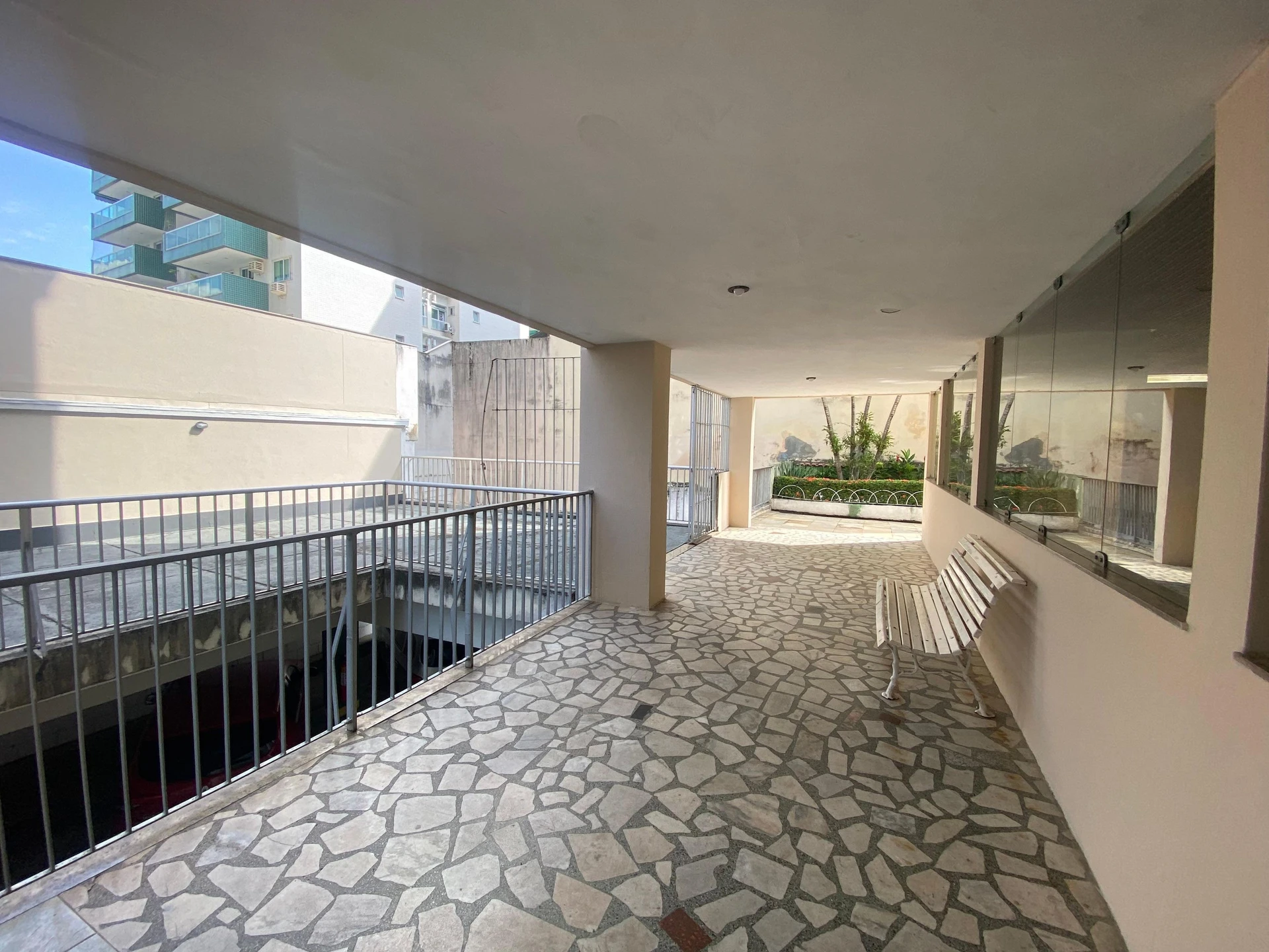 Apartment with 2 bedrooms, 1 bathroom and terrace