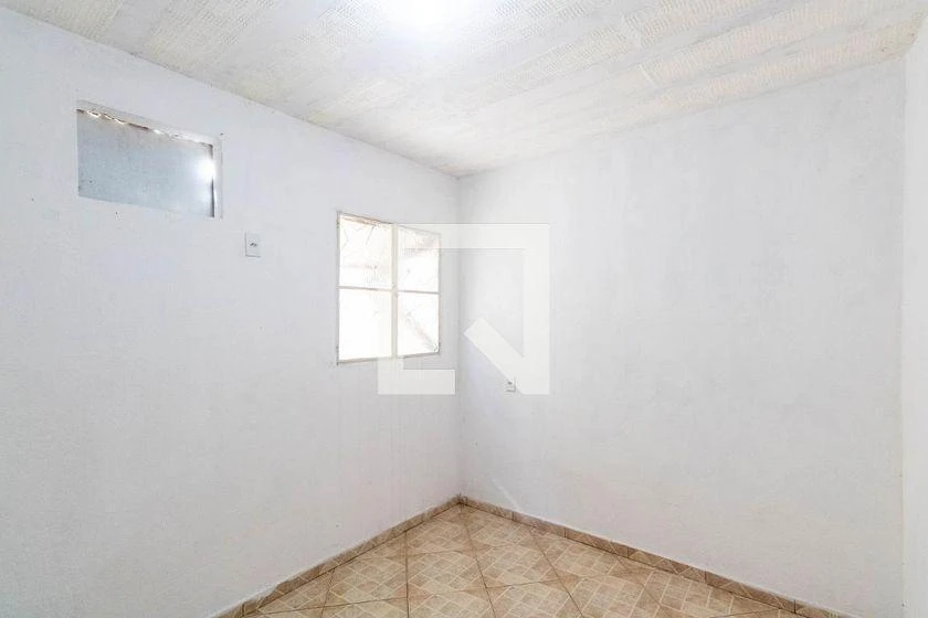 Apartamento sin muebles de 1 dormitorio y 30 m², acepta mascotas — photo 3