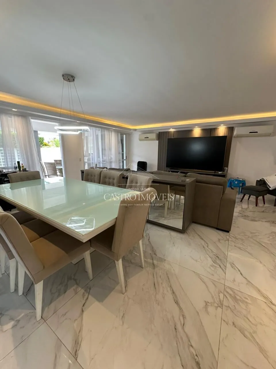 Furnished duplex house with 220 m² and 4 bedrooms — photo 13